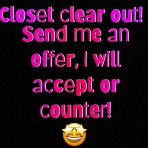 Let’s make a deal😁 cleaning out my closet 🛍️